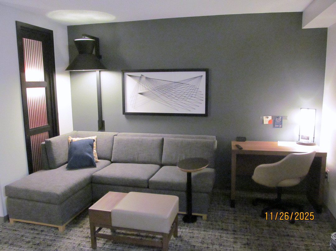 Hyatt Place Detroit / Utica主图