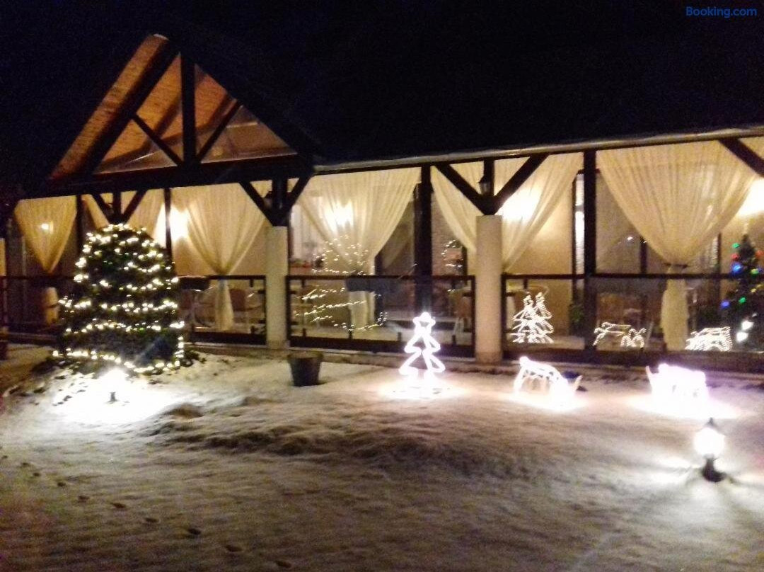 Nagymagocs酒店住宿-Hotel Neon 2