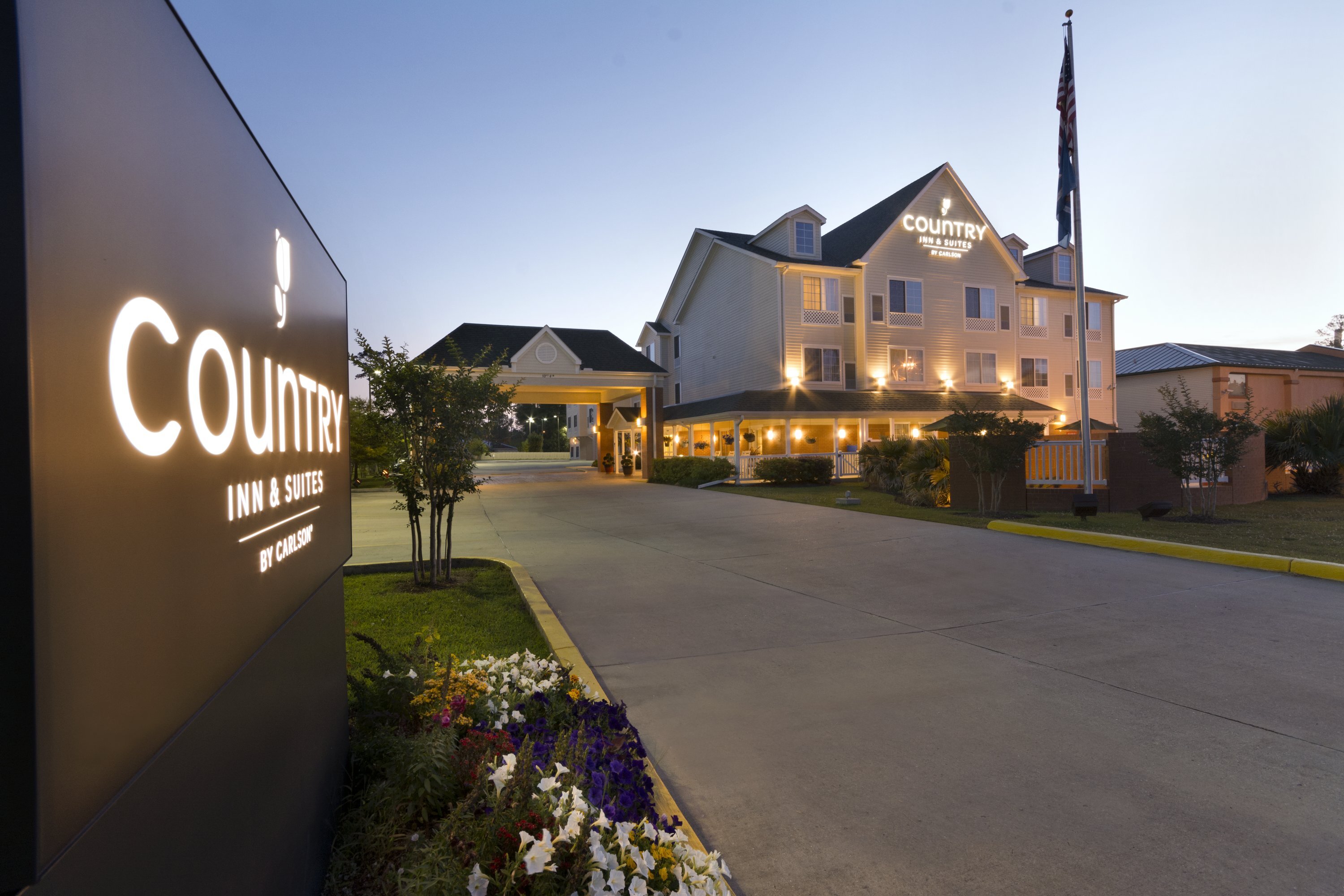 Country Inn & Suites by Radisson, Covington, LA-浴室
