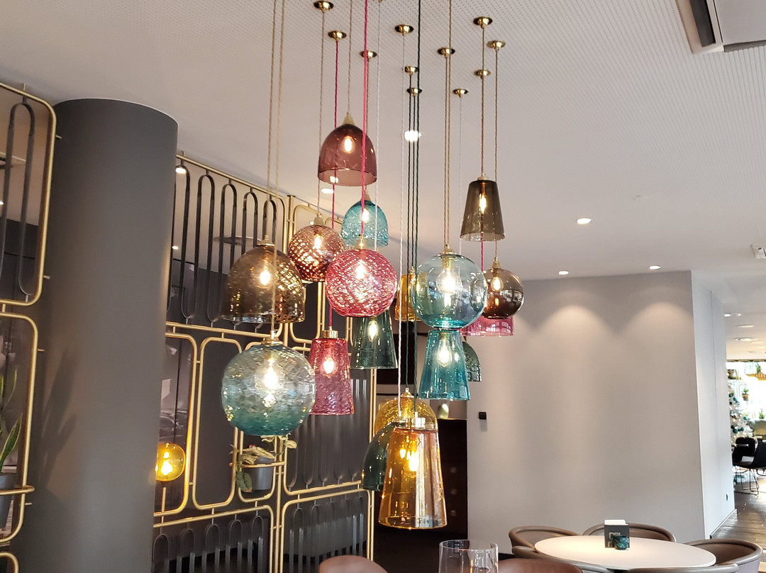 埃森1号汽车旅店主图