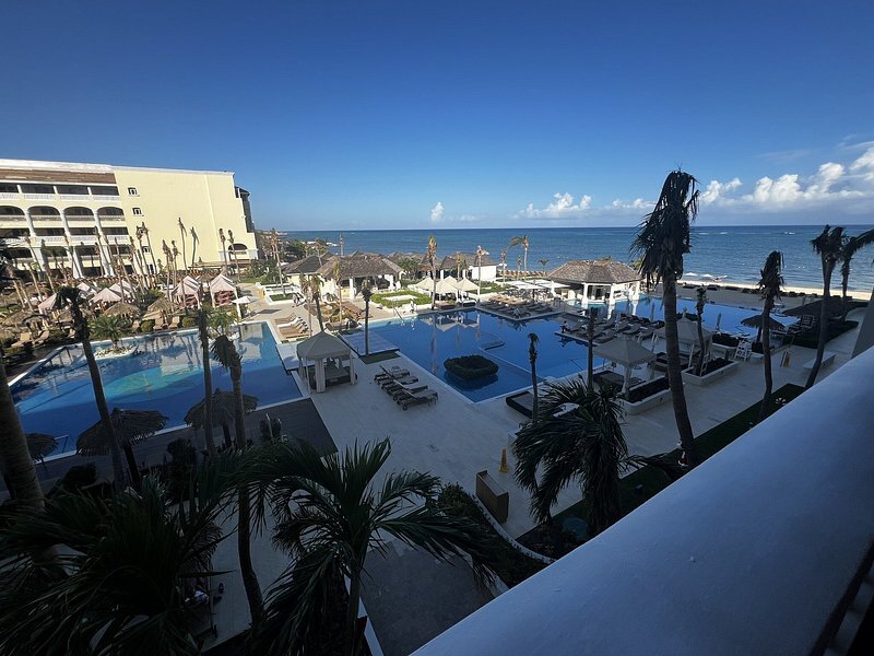 伊贝罗斯塔玫瑰厅全包大酒店-泳池