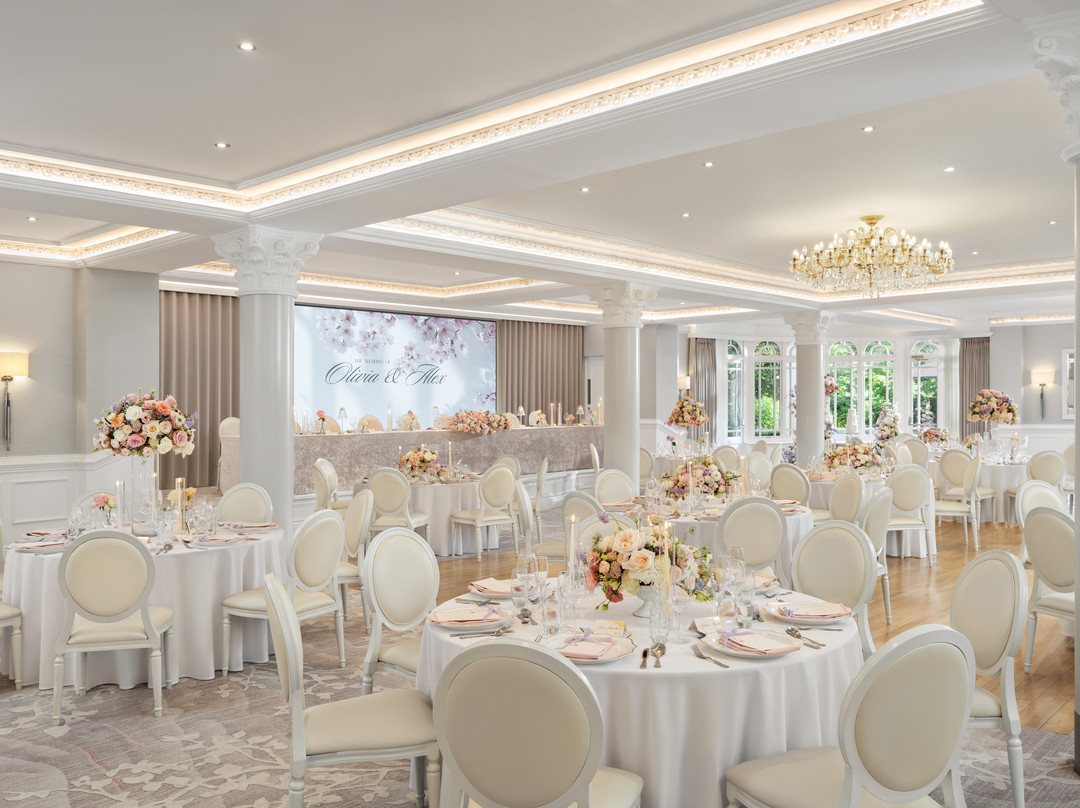 Tullyglass Hotel主图