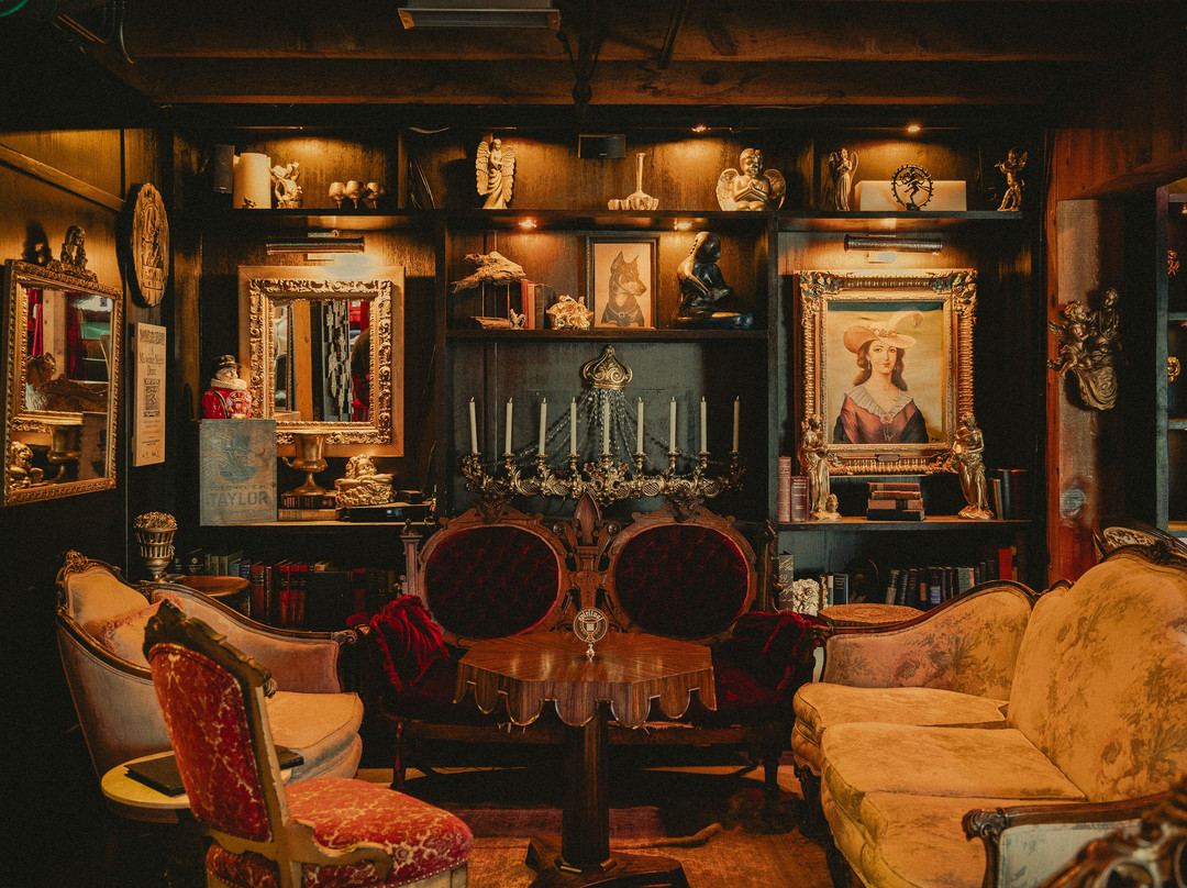 Spiritual Speakeasy Bar-圣乔治必去景点