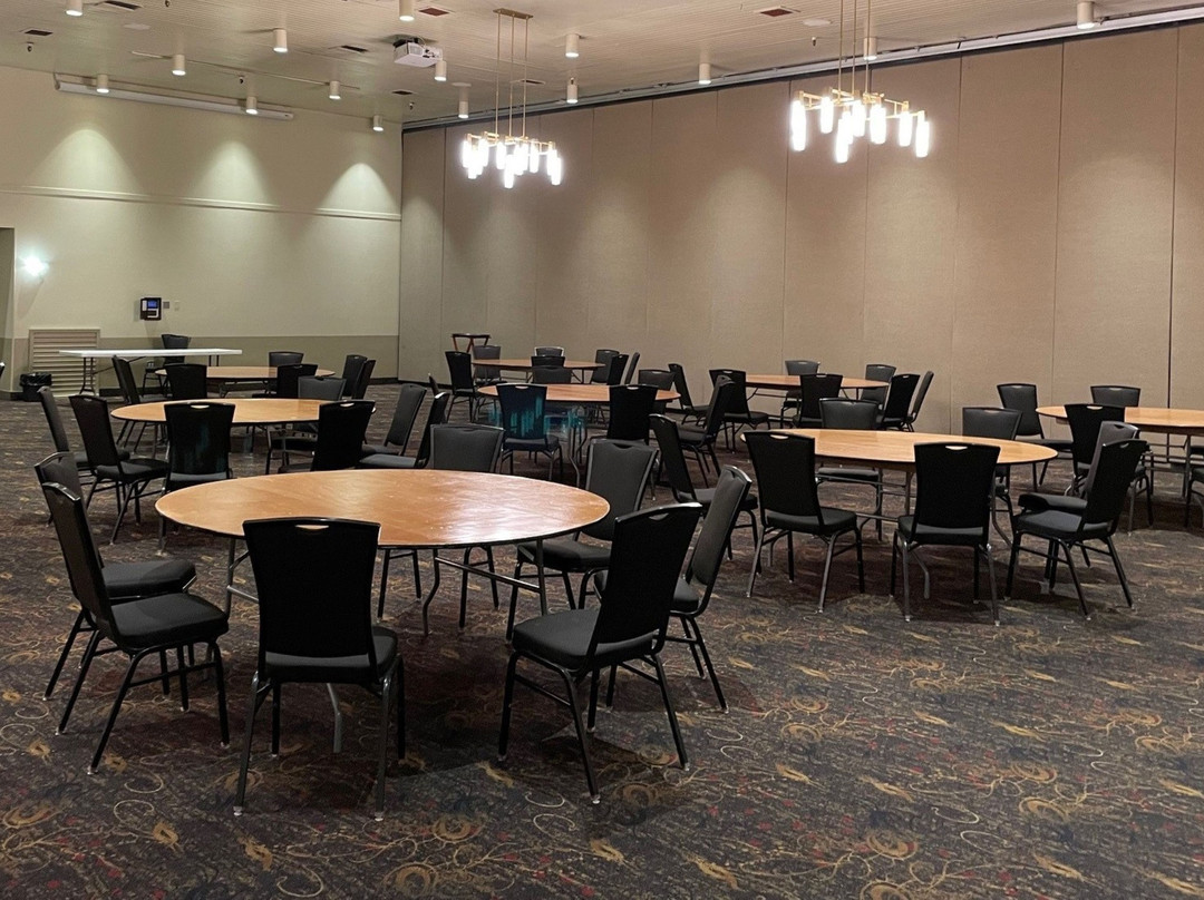 韦斯特马克费尔班克斯酒店及会议中心