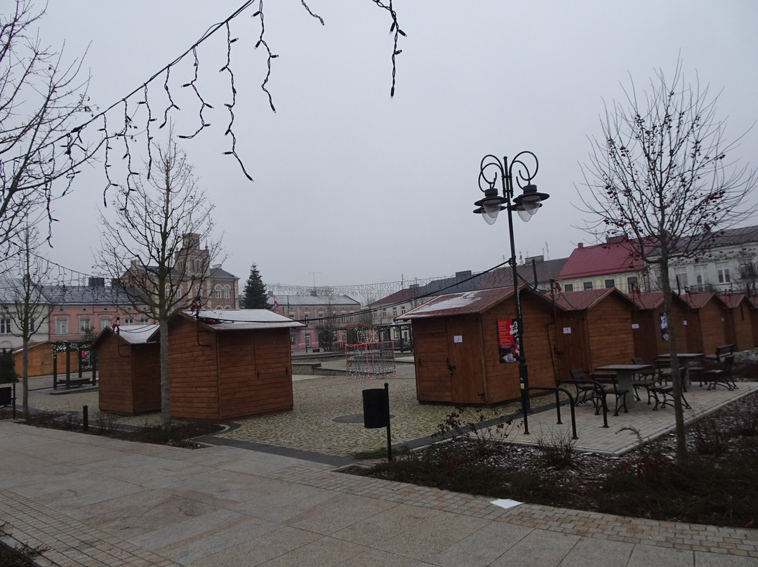 Old Market Square-Skierniewice必去景点