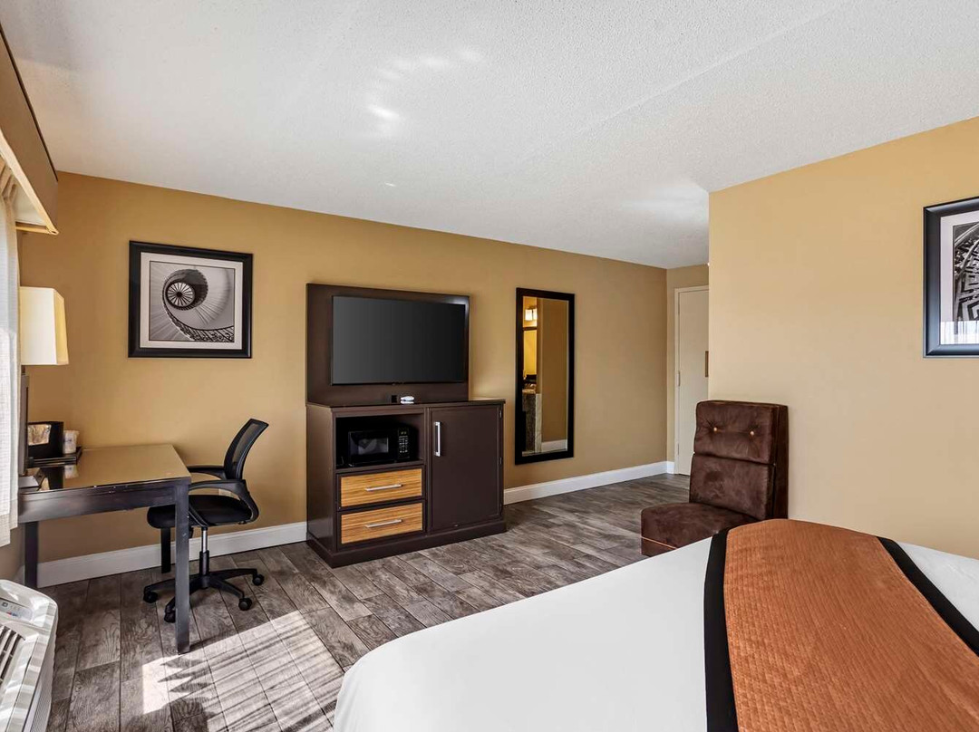 贝斯特韦斯特纽瓦克机场西酒店