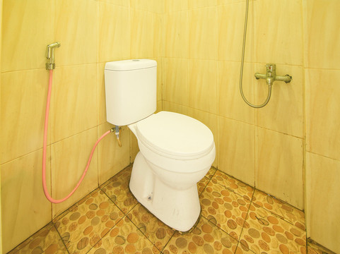 Hotel O Makassar Near RS Grestelina Formerly Wisma Makassar