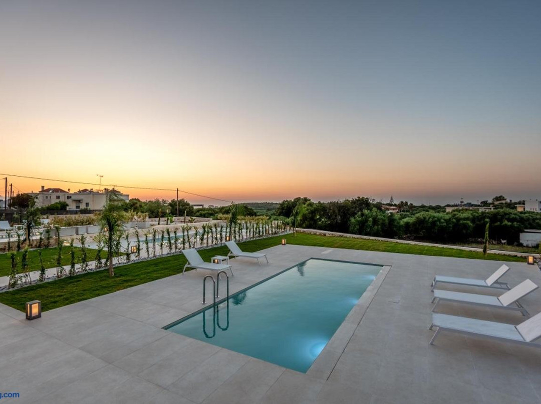 Efrossini Suites