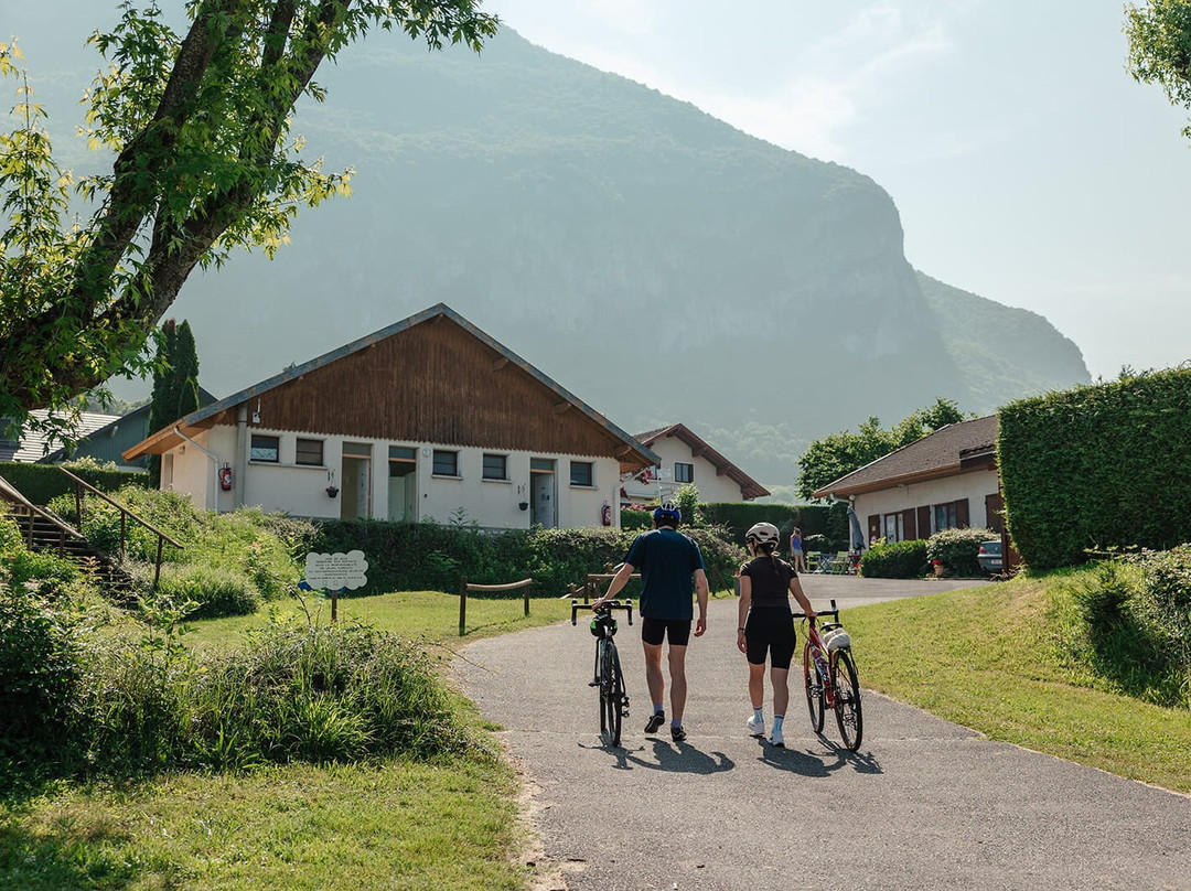 Camping Routes Du Monde ATC Veyrier Du Lac - Annecy