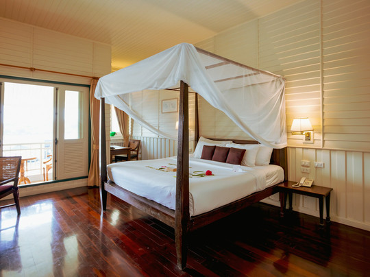 好友东方滨江帕科瑞德酒店主图