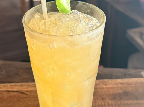 FU BAR - Koh jum-裕姆岛必去景点