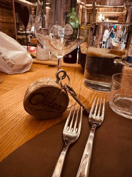 Orso Bianco, Hotel-官方