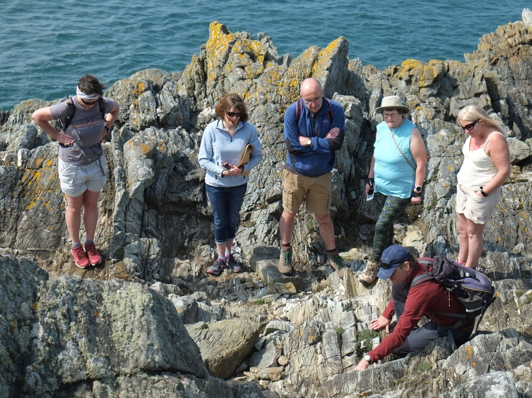 B-Active Rhoscolyn-Rhoscolyn必去景点