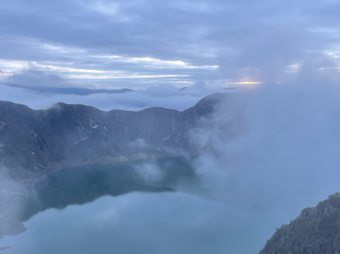 Laguna Quilotoa-Cotopaxi Province必去景点