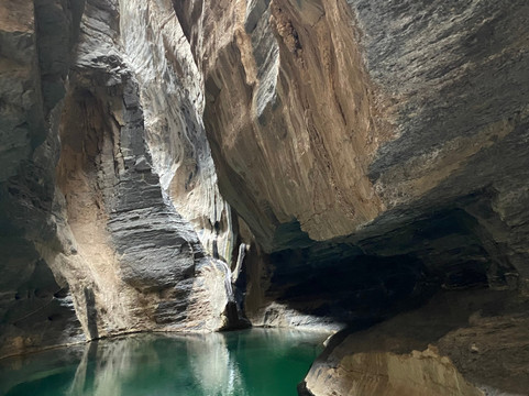 Jebel Shams Guide-Al Hamra必去景点