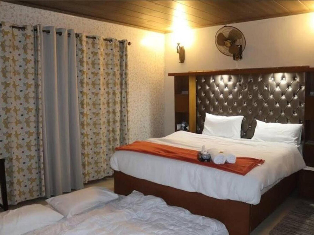 Northern Sun Inn Hotel Murree