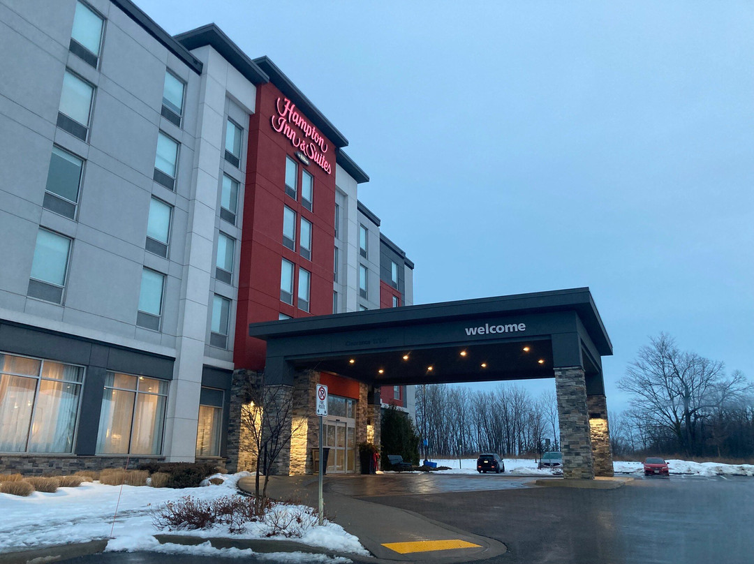 希尔顿欢朋酒店和套房贝尔维主图