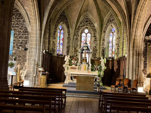 Eglise Saint Martin-比斯卡罗斯必去景点