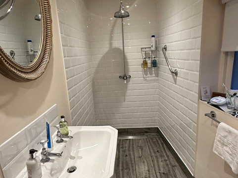 克劳斯酒店主图