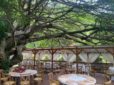 瓦耶埃斯孔迪多度假村主图