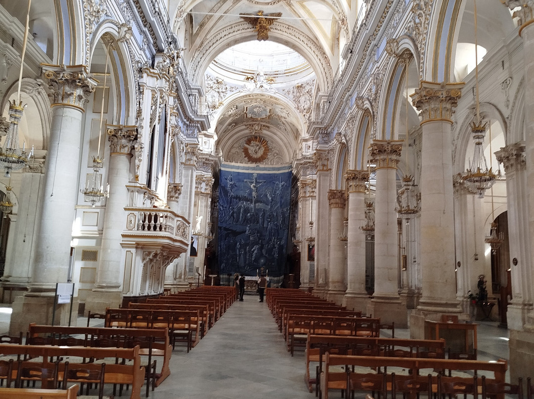 Chiesa di San Giorgio-莫迪卡必去景点