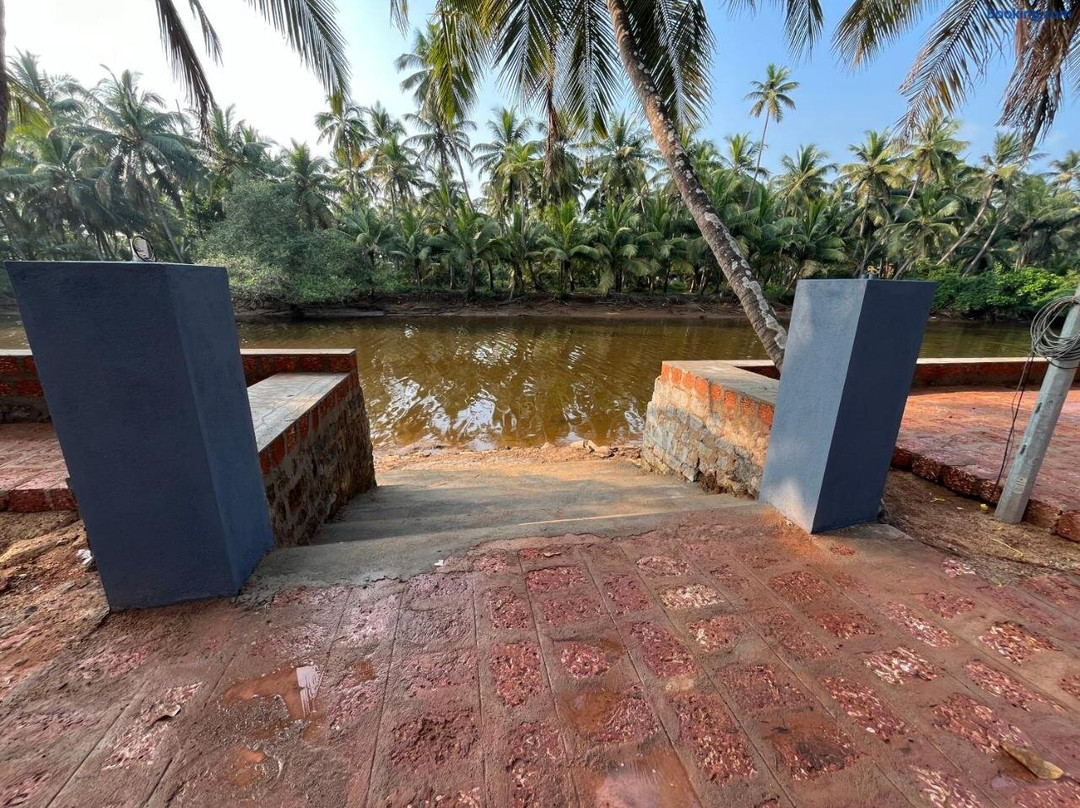 Harsha's River View 8-Bed Mixed Dormitory Room