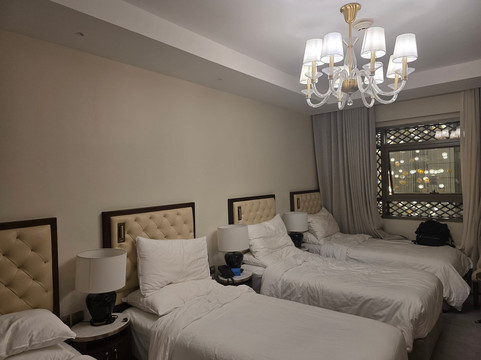 Peninsula Worth Hotel