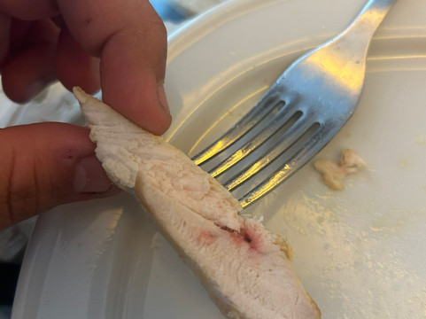 本内图瑟酒店主图