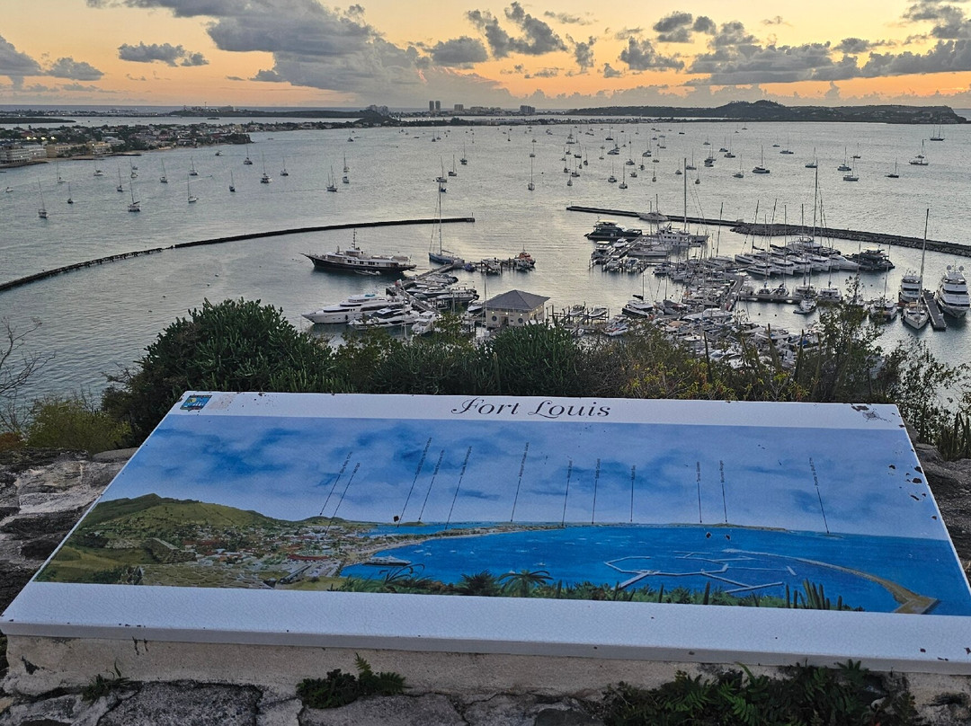 Fort Louis-Marigot必去景点