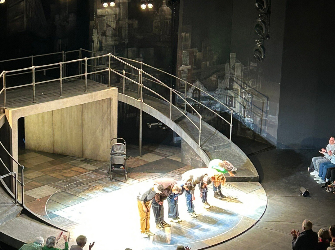 Leeds Playhouse-利兹必去景点