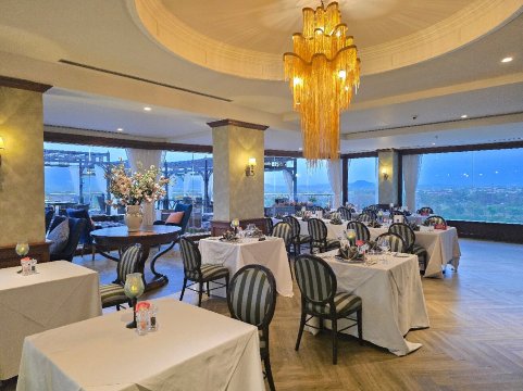 清莱卡塔塔尼美景河畔酒店-旅行者