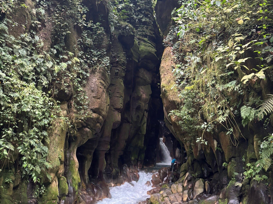 Blue River Resort & Hot Springs主图