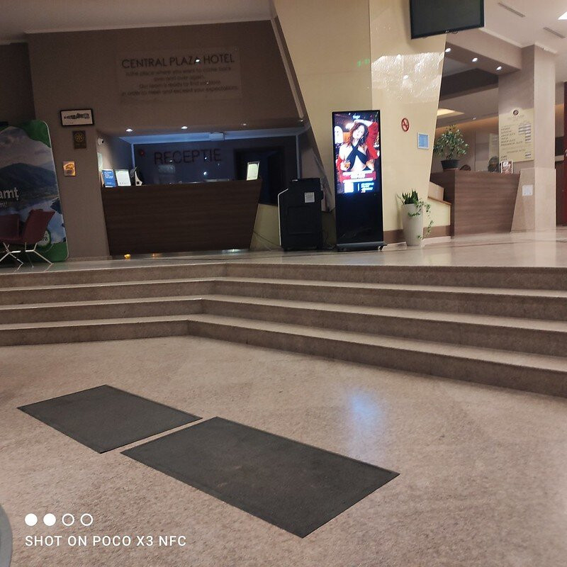 中央广场酒店主图