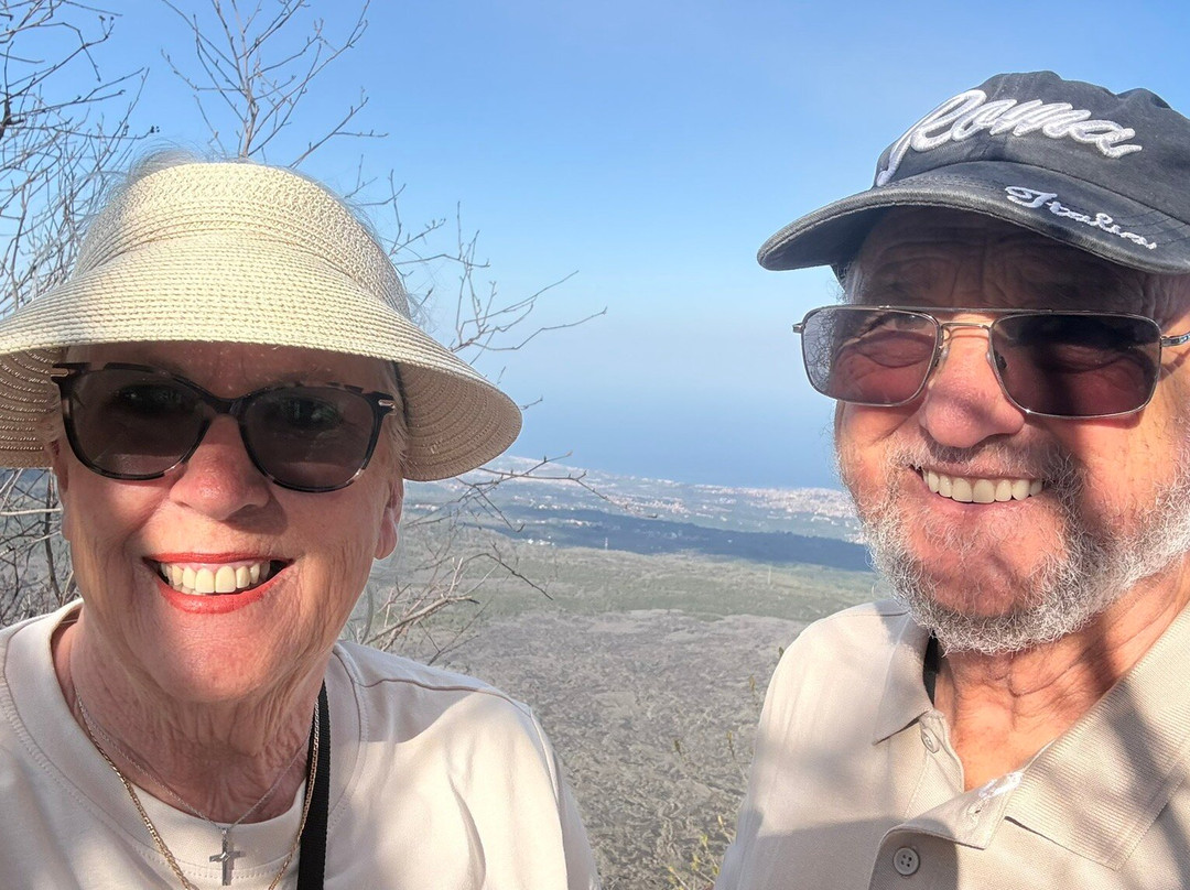 Etna and Sea Excursion-卡塔尼亚必去景点