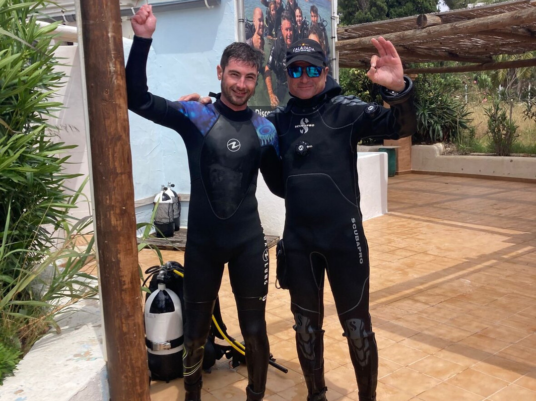 Cala Pada Diving Center Ibiza-圣欧拉利娅尔德里奥必去景点