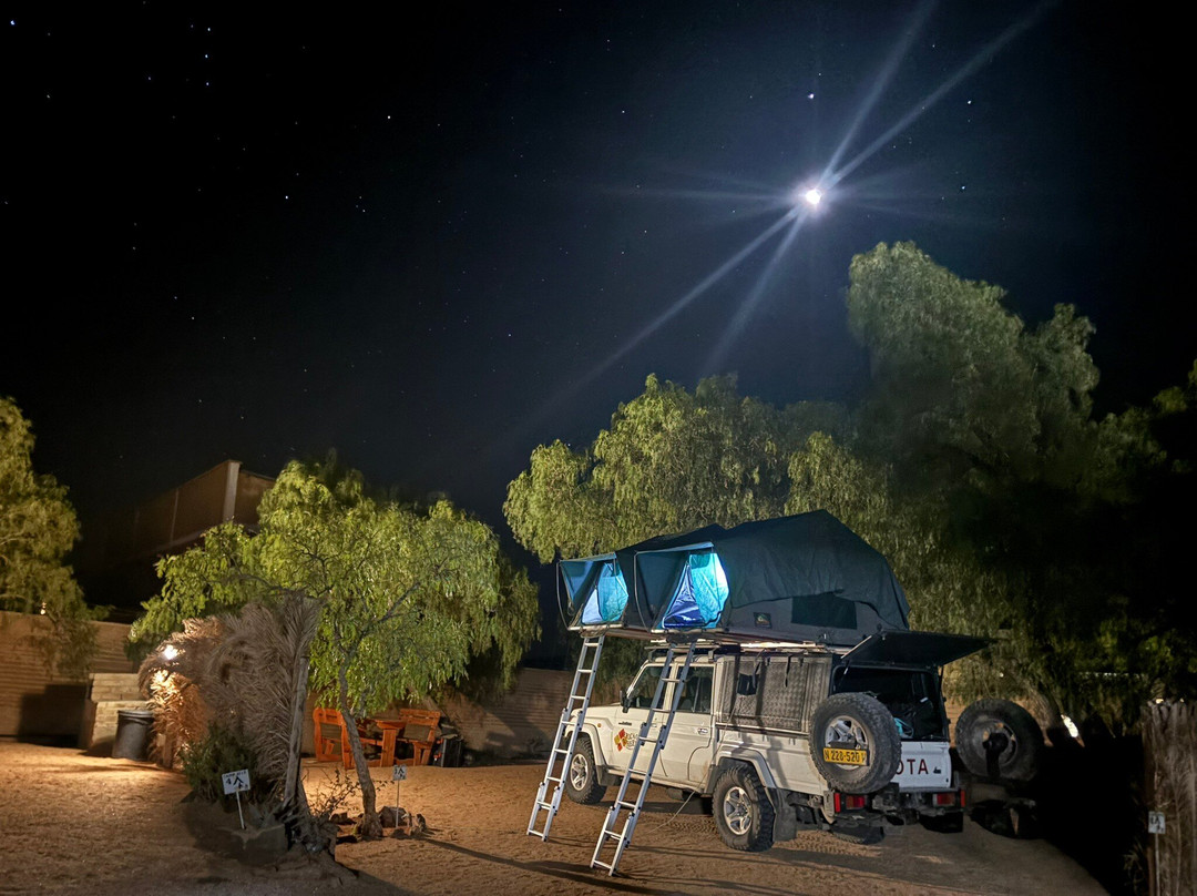 Aus Namib Garage and Accommodation
