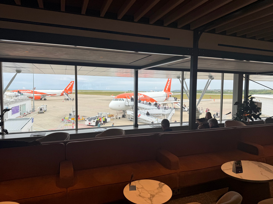 No1 Lounge at Jersey Airport-泽西岛必去景点