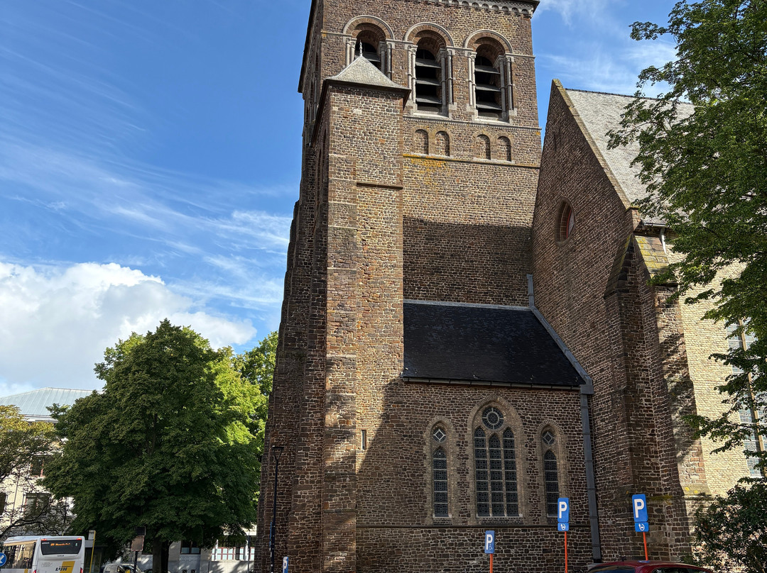 Saint Peter's Church-伊普尔必去景点