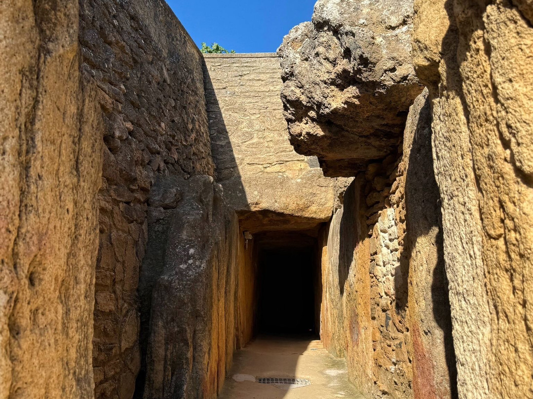 Dolmenes de Antequera-安特克拉必去景点