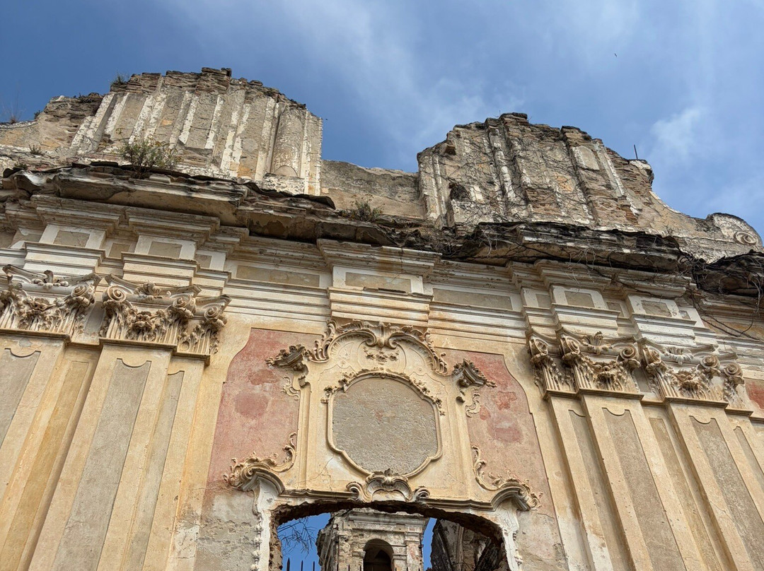 Old Bussana (Bussana Vecchia)-圣雷莫必去景点