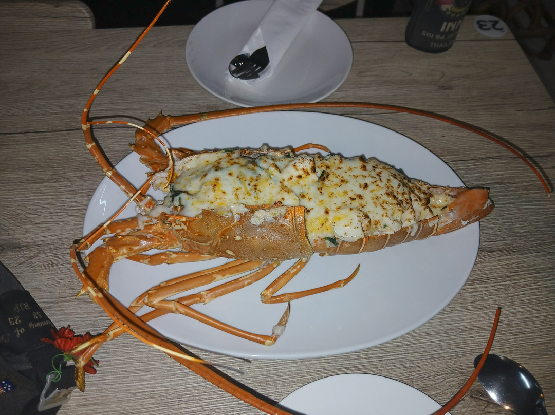 Halfway Inn - Hua Hin