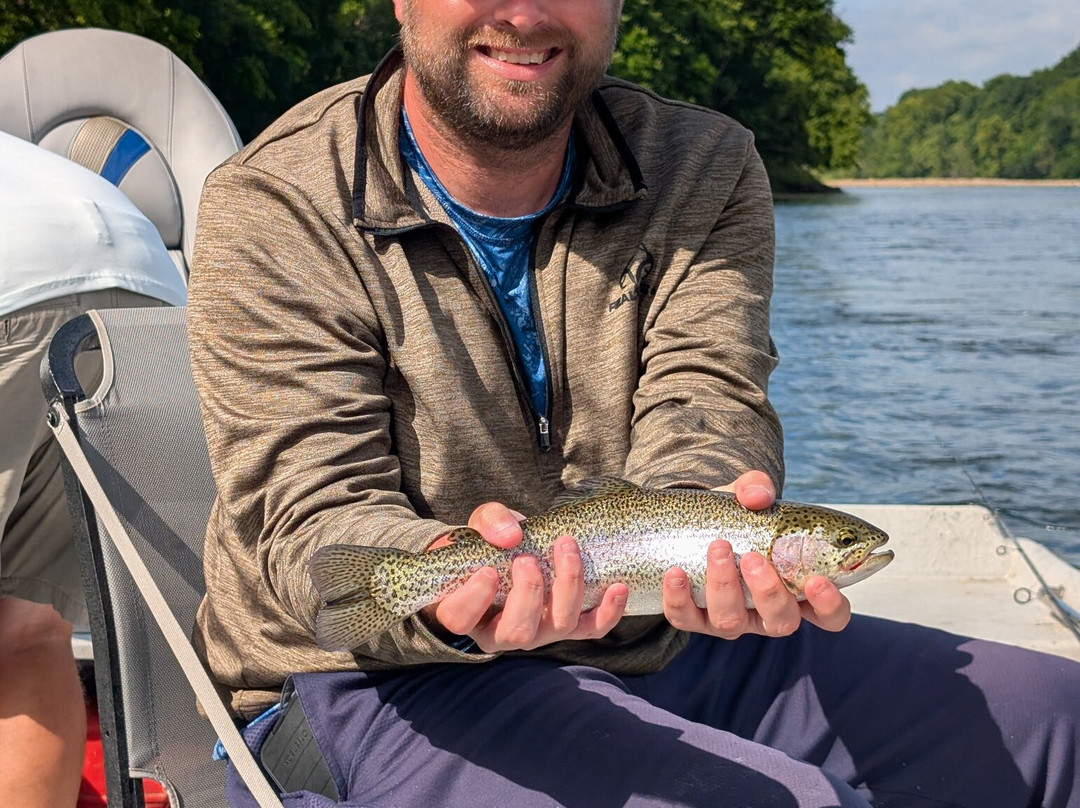Cotter Trout Dock Guided Trout Fishing Tours-Cotter必去景点