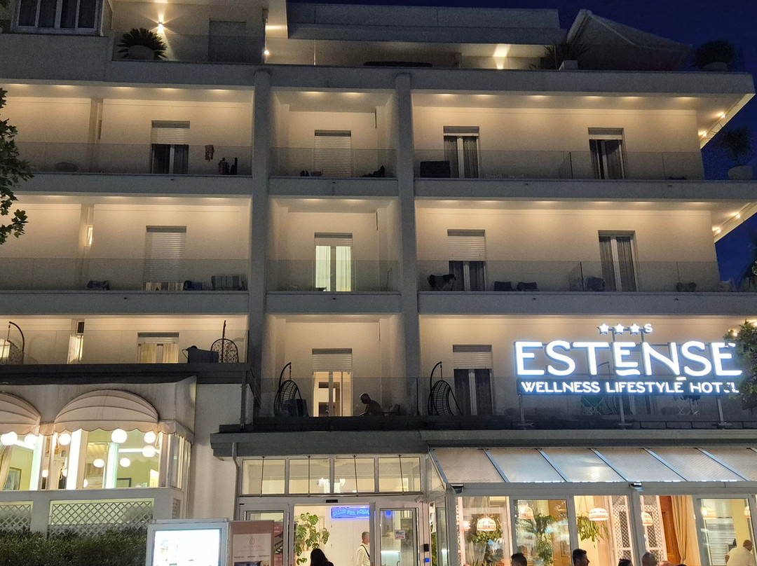 埃斯腾斯酒店主图