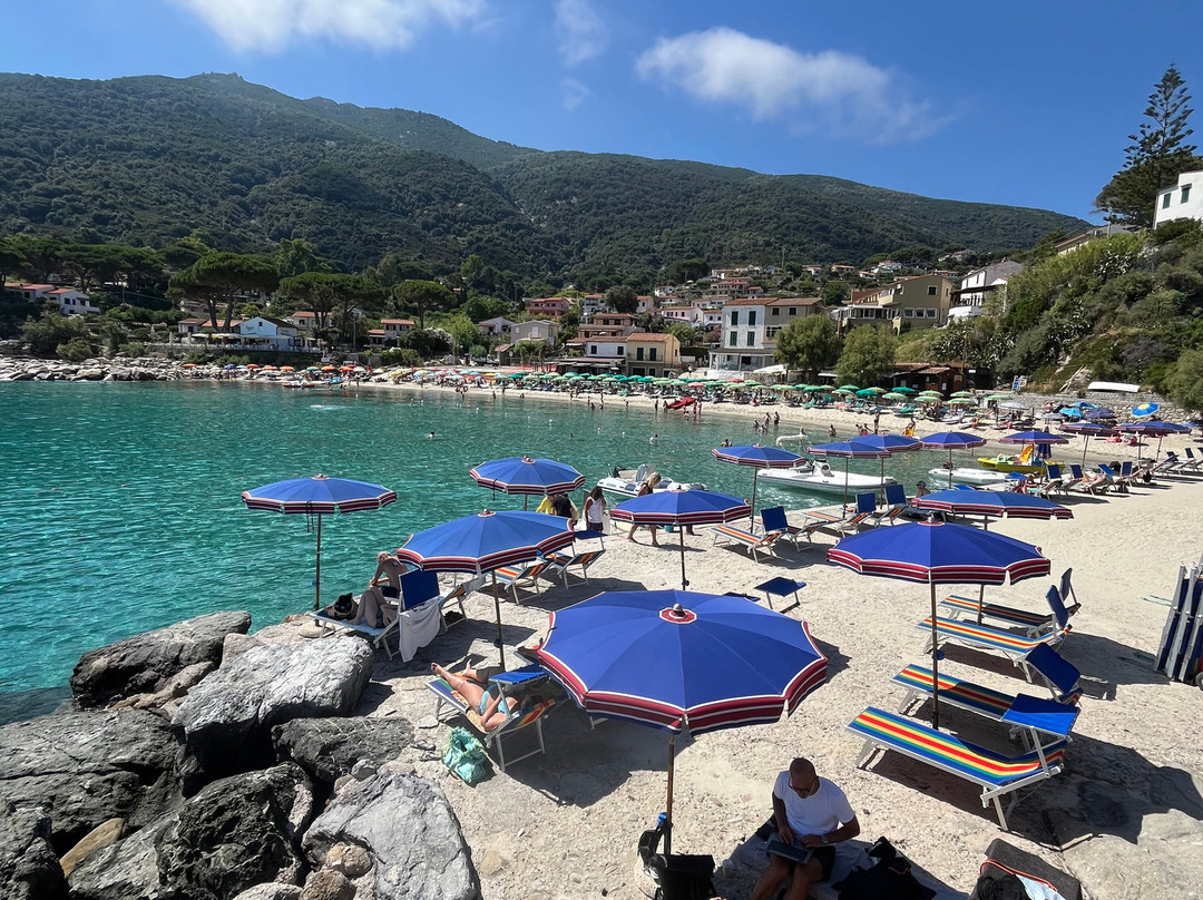 Sant'Andrea Beach-厄尔巴岛必去景点