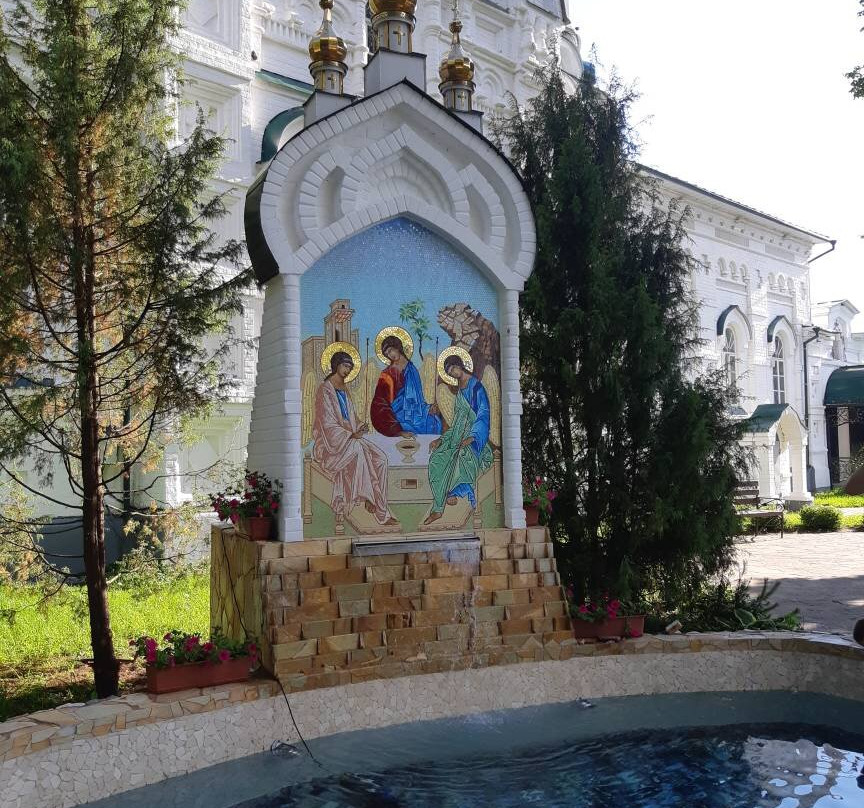 Trinity Cathedral-Raifa必去景点