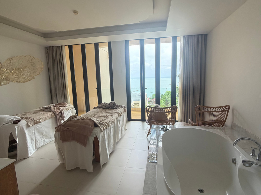 Shine Spa Phuket-攀瓦角必去景点