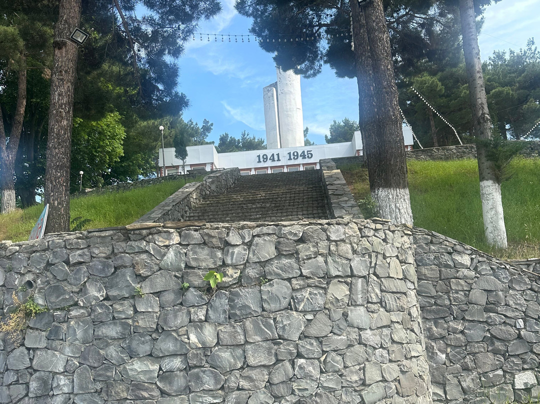 Second World War Memorial-舍基必去景点