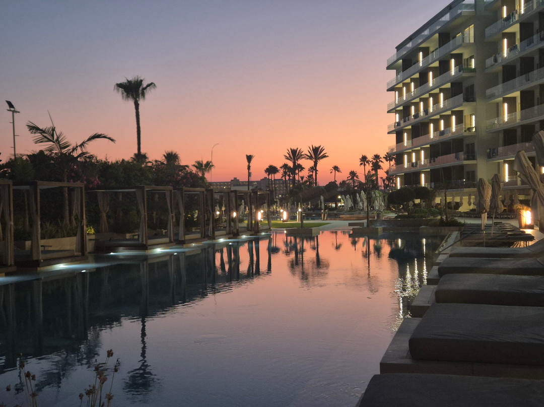 Chrysomare Beach Hotel and Resort主图