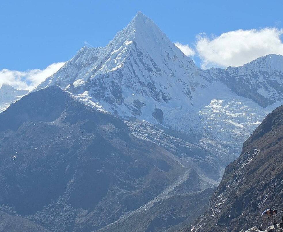 Laguna Paron-Caraz必去景点