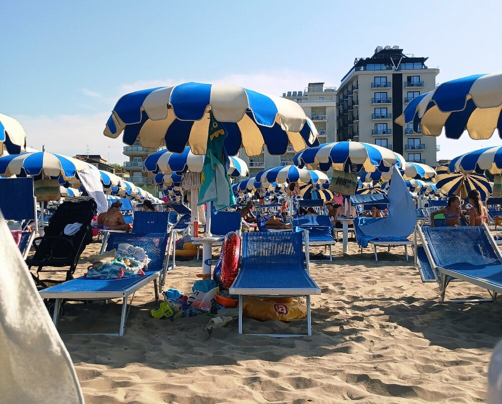 I Delfini Beach Village-卡托利卡必去景点